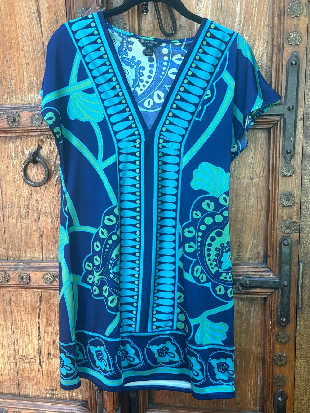 • Banana Republic Geometric Print
Boho Shift Mini Dress EUC Sz PM